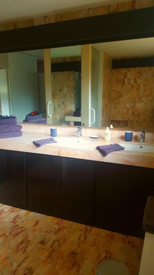 Les Peintures De Jean Bed & Breakfast Sete Luaran gambar
